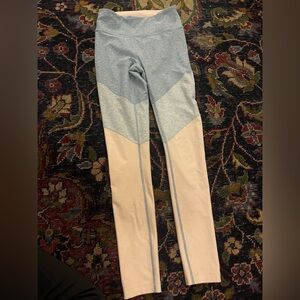Outdoor Voices Two-Tone Leggings in Blue and Cream